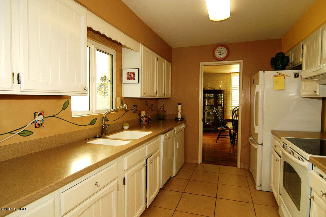 706 West Roller Coaster Road Tucson, AZ 85704 - Photo 11 of 23