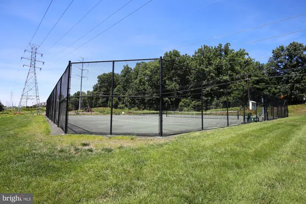 $3,200 | 6562 Kelsey Point Circle, Alexandria, VA 22315