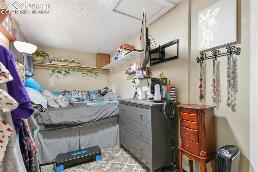 611 Alexander Road Colorado Springs, CO 80909 - Photo 15 of 24 Gallery Image 15
