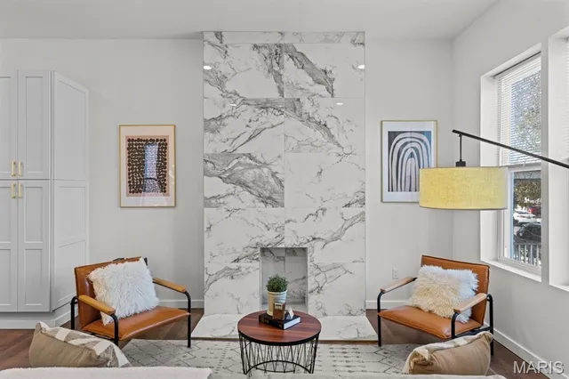 $335,000 | 4258 Swan Avenue, St. Louis, MO 63110