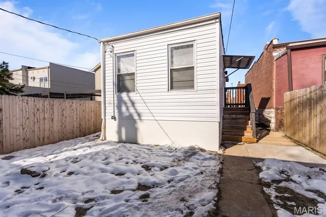 $335,000 | 4258 Swan Avenue, St. Louis, MO 63110