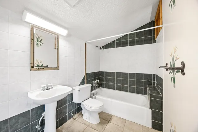 $699,950 | 1001 South Gabriel Drive, Leander, TX 78641