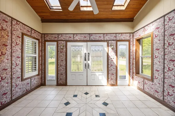 a view of front door with outdoor space