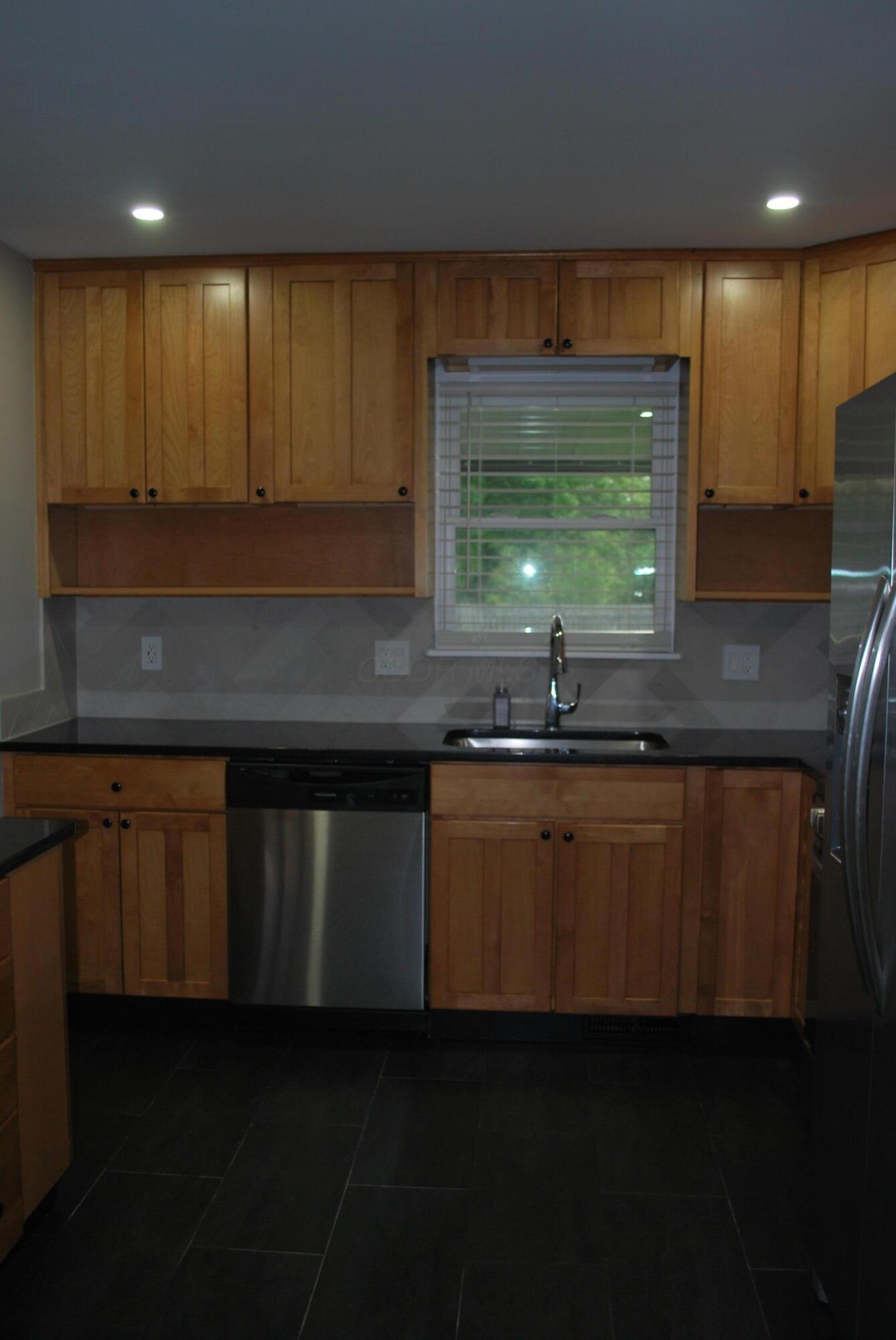7404 Worthington Road Westerville, OH 43082 - Photo 18 of 32 DSC_0646