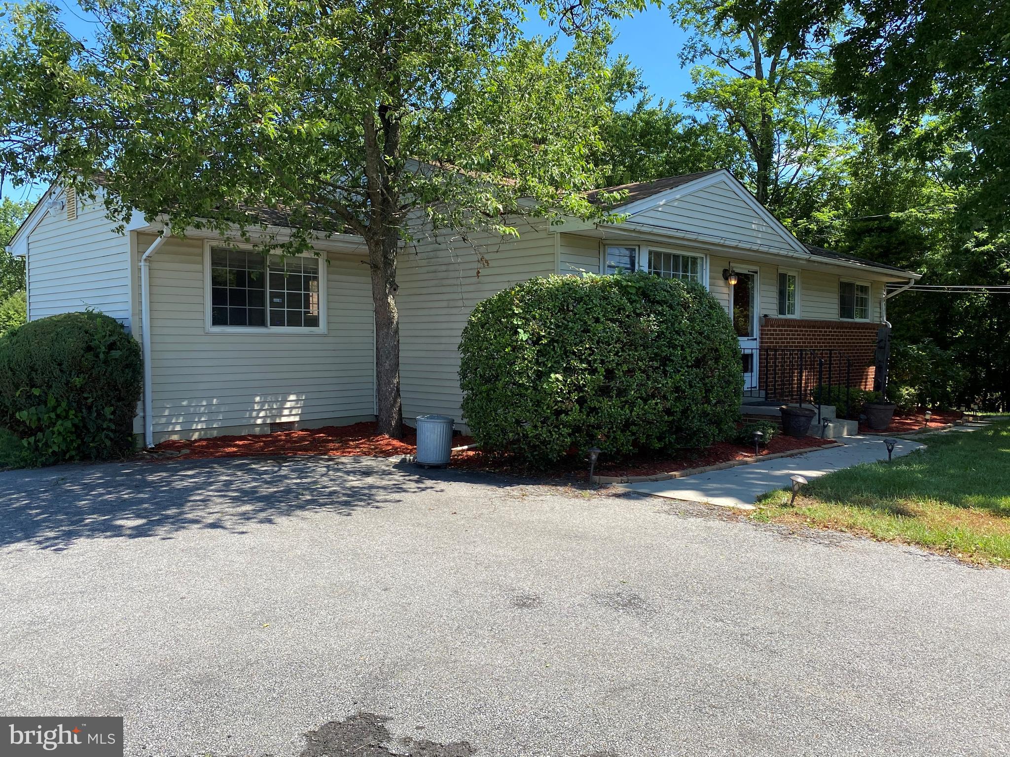 9815 Piscataway Road Clinton, MD 20735 - Photo 1 of 70 Gallery Image 1