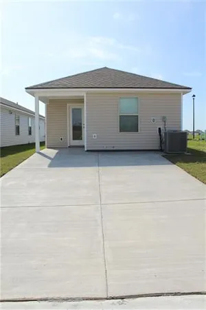 $1,950 | 6545 Cypress Vine Court, Slidell, LA 70461