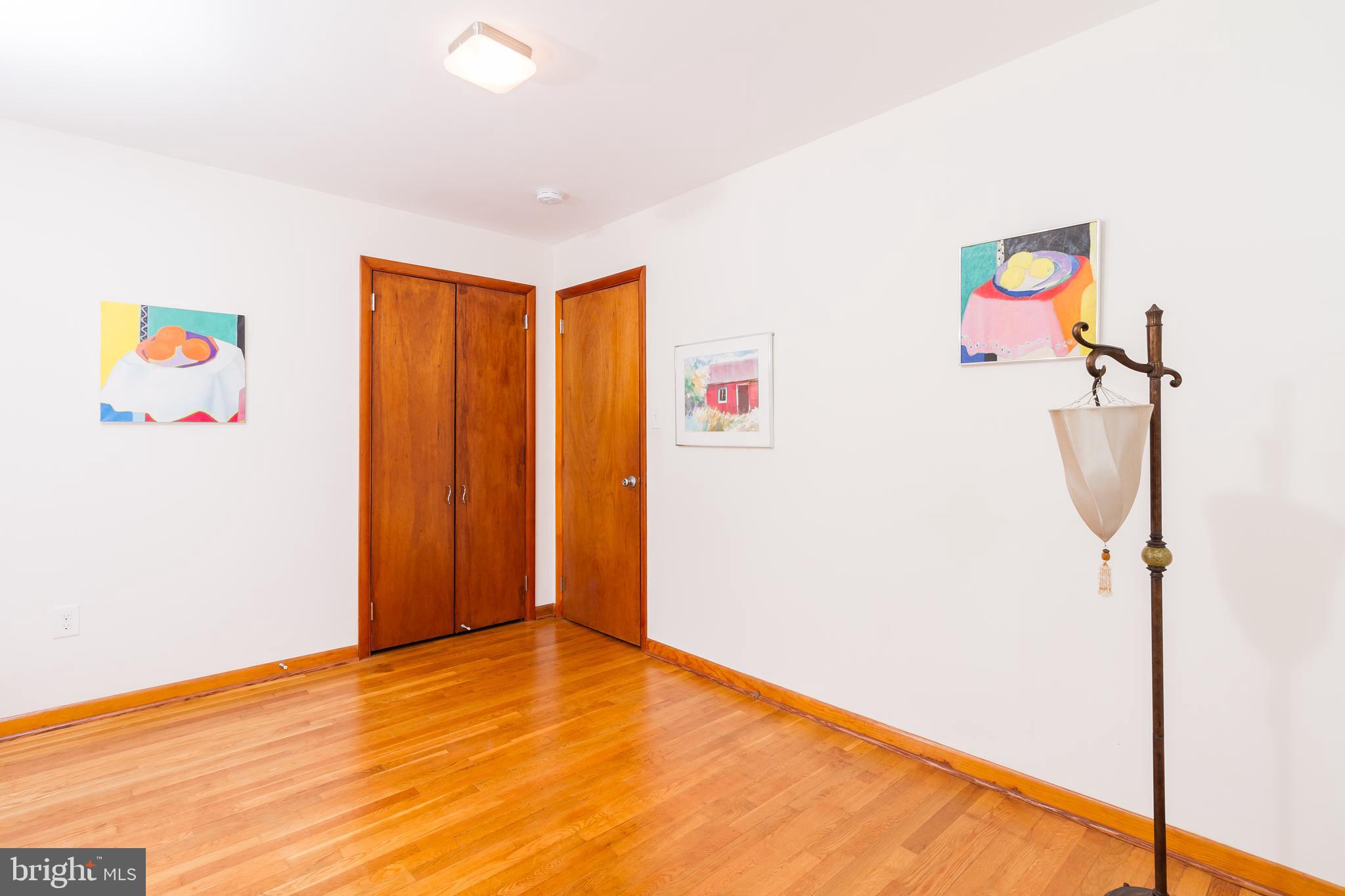 318 Edwards Ferry Road Northeast Leesburg, VA 20176 - Photo 14 of 43 Gallery Image 14