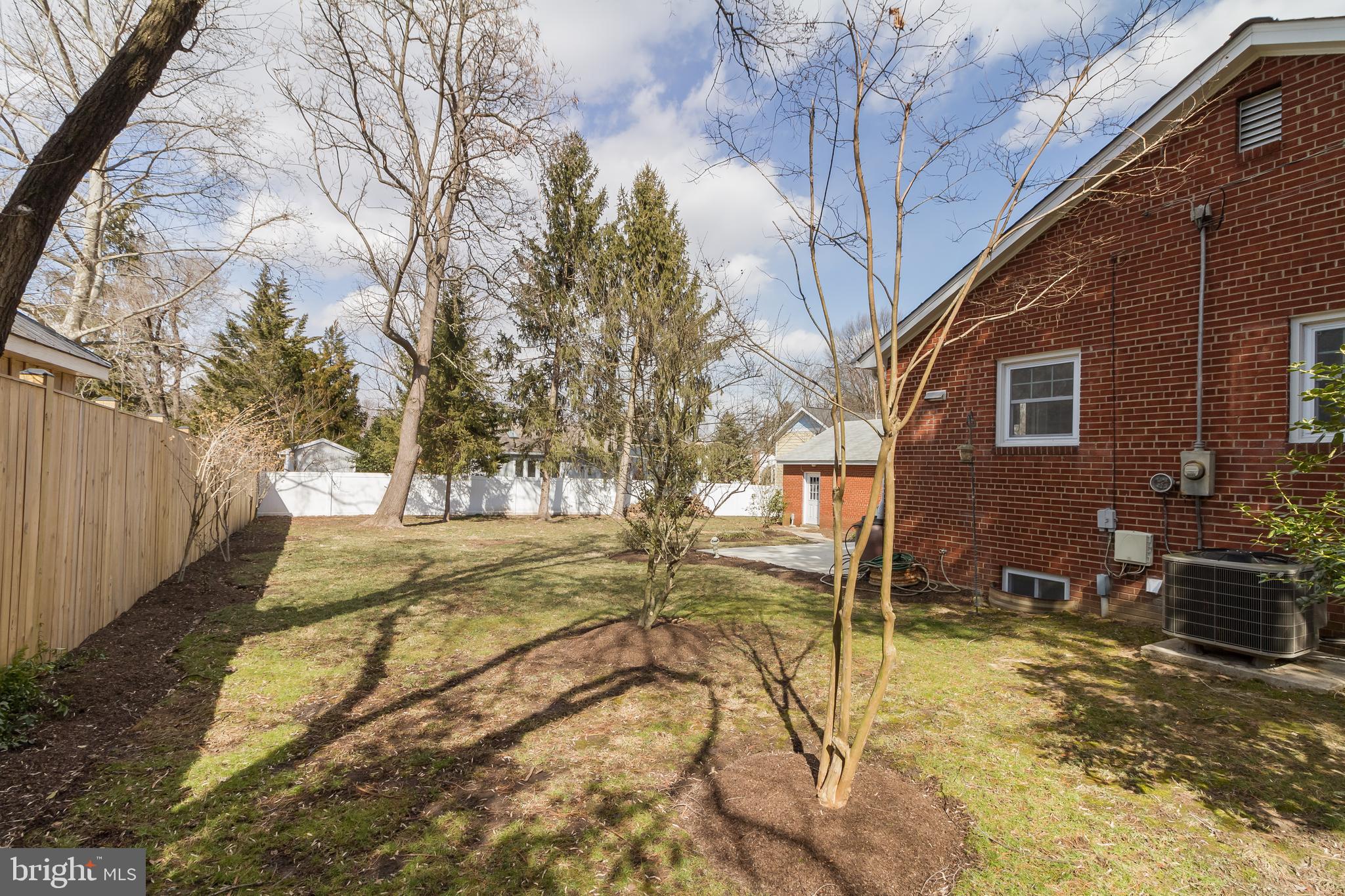 318 Edwards Ferry Road Northeast Leesburg, VA 20176 - Photo 34 of 43 Gallery Image 34