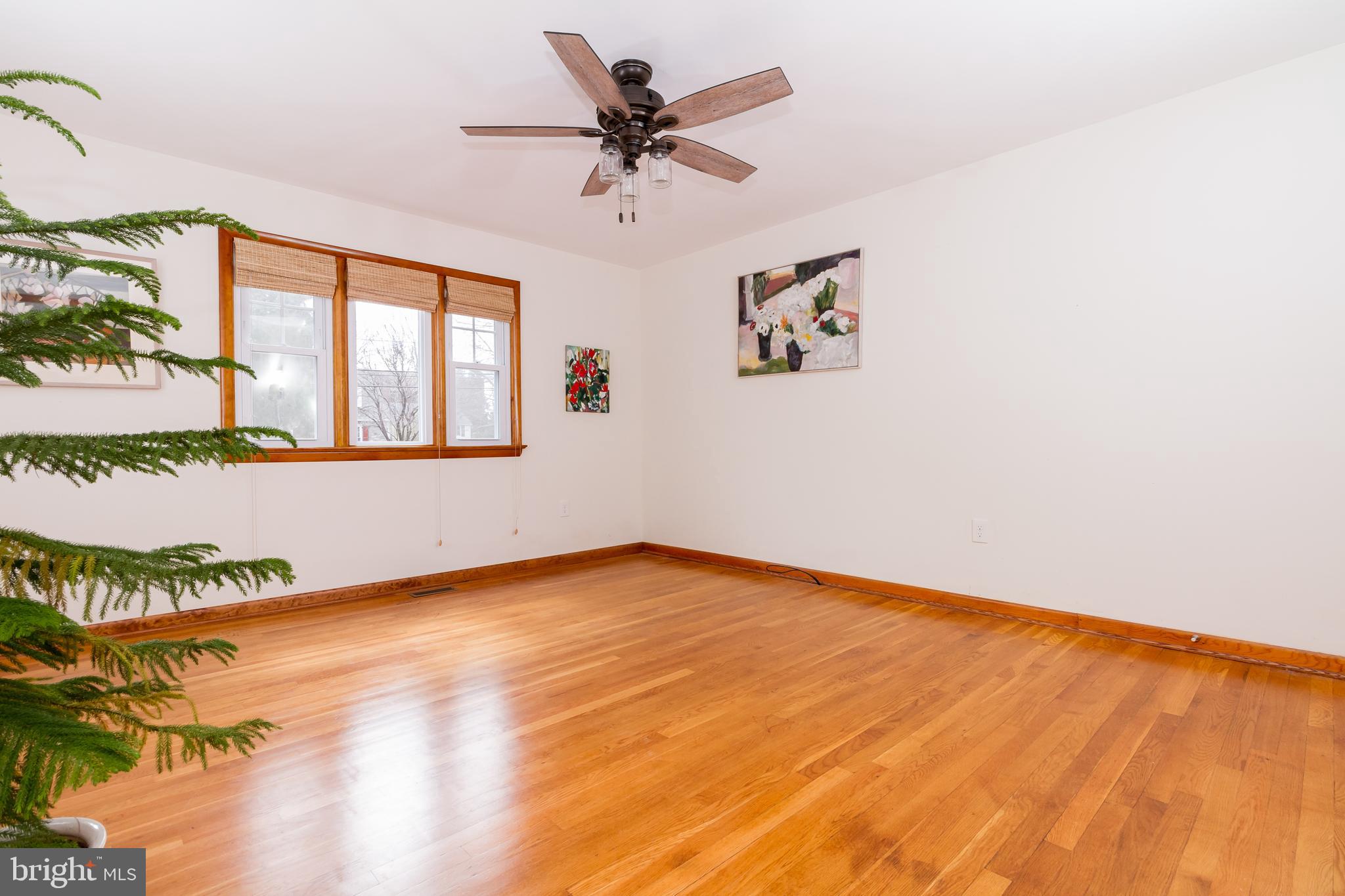318 Edwards Ferry Road Northeast Leesburg, VA 20176 - Photo 10 of 43 Gallery Image 10