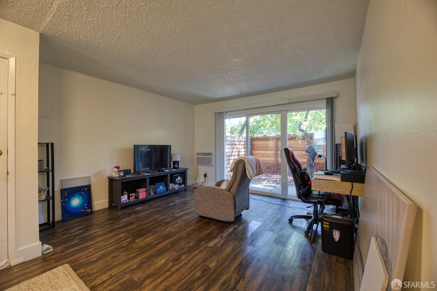 1621 Detroit Avenue Concord, CA 94520 - Photo 12 of 29