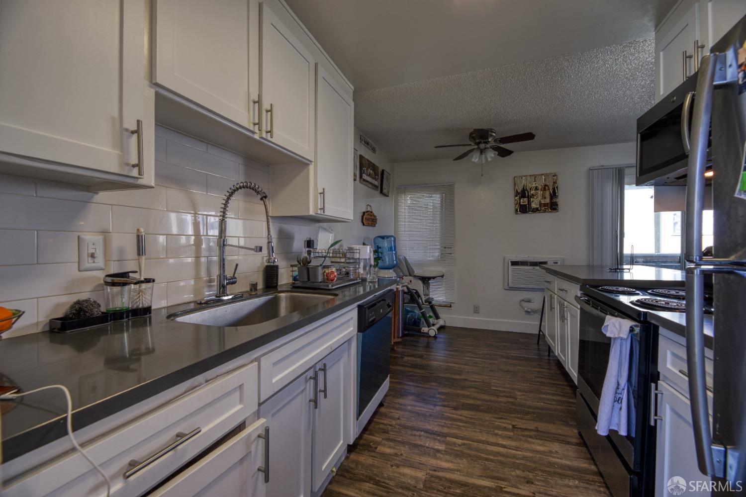 1621 Detroit Avenue Concord, CA 94520 - Photo 22 of 29