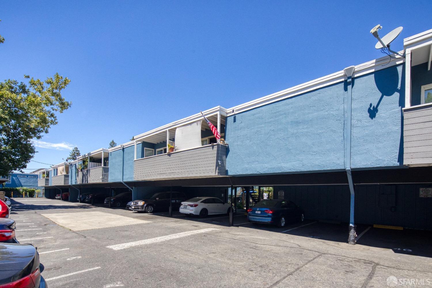 1621 Detroit Avenue Concord, CA 94520 - Photo 8 of 29