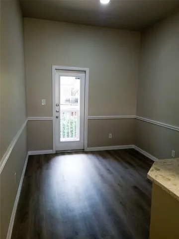 $1,695 | 1501 Cedar Elm Drive, Unit 201, Euless, TX 76039