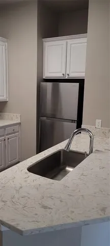 $1,695 | 1501 Cedar Elm Drive, Unit 201, Euless, TX 76039