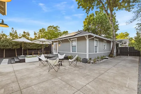 $995,000 | 5532 Willis Avenue, Dallas, TX 75206