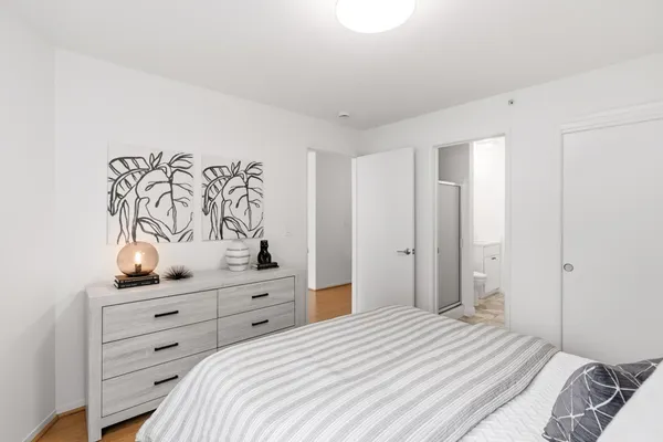 $668,000 | 320 Peninsula Avenue, Unit 316, San Mateo, CA 94401