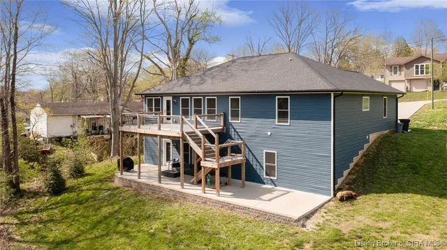 $399,900 | 865 Capitol Boulevard, Corydon, IN 47112