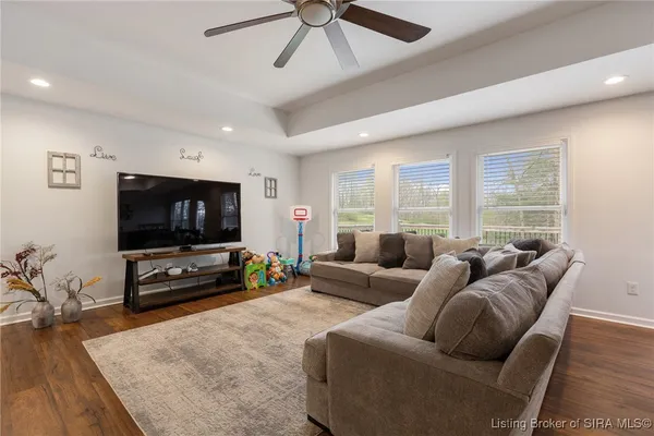 $385,000 | 865 Capitol Boulevard, Corydon, IN 47112