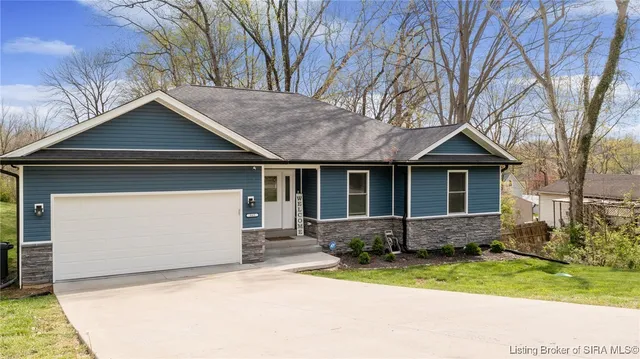$399,900 | 865 Capitol Boulevard, Corydon, IN 47112