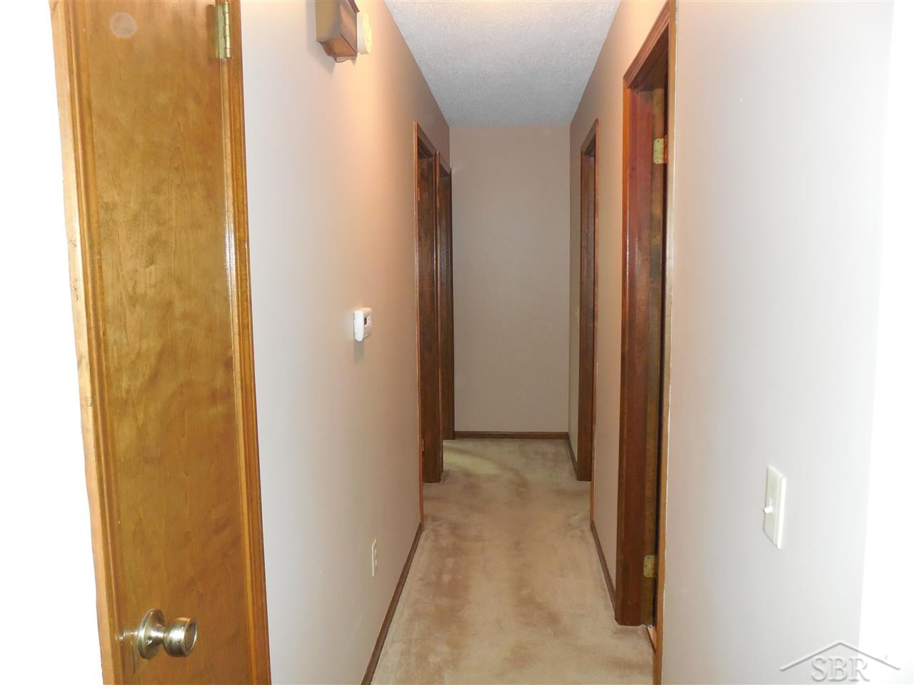 2106 Jarabec Road Saginaw, MI 48609 - Photo 14 of 28 31221326-13.JPG