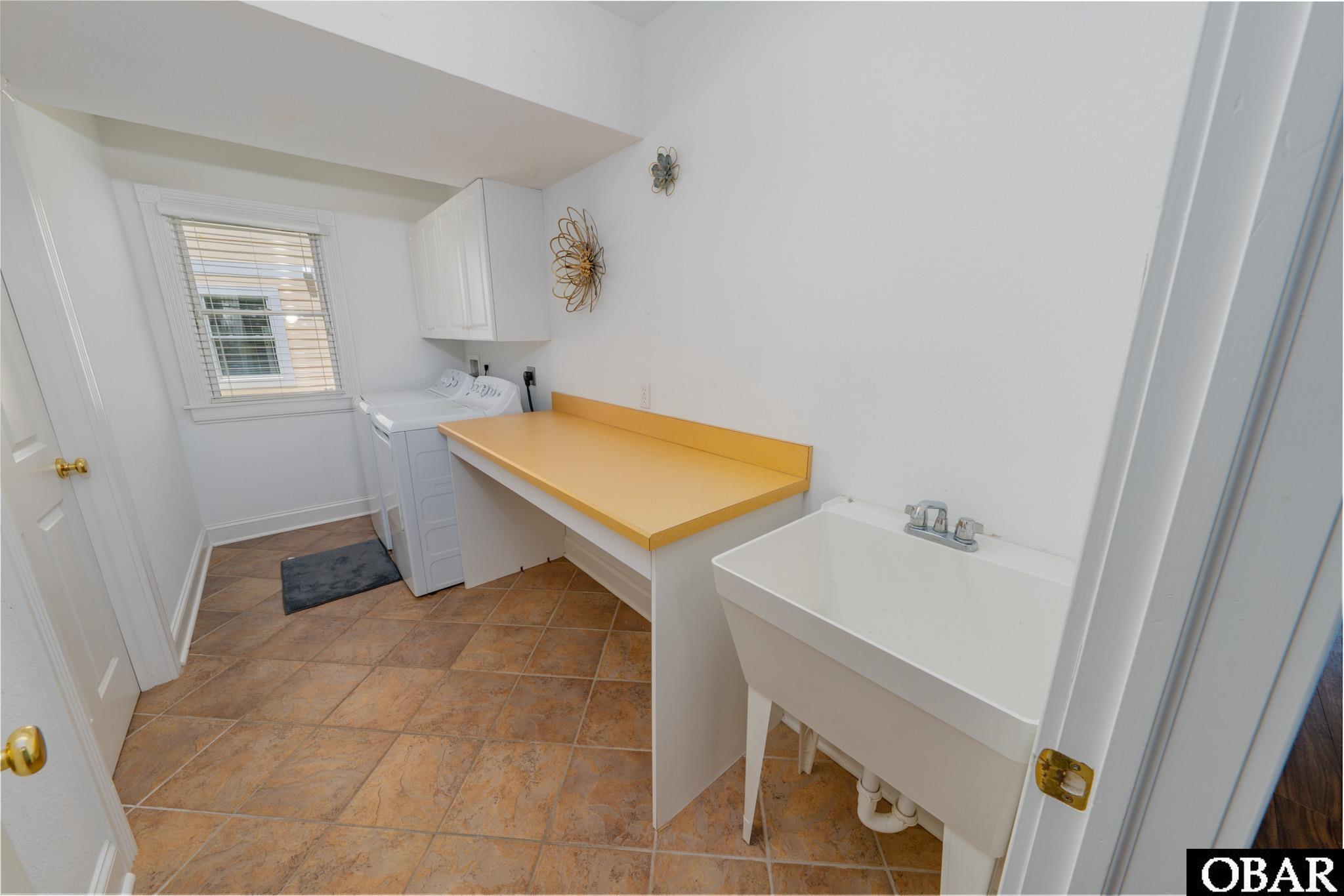 7245 South Old Oregon Inlet Road Nags Head, NC 27959 - Photo 43 of 50 Large Laundry Room