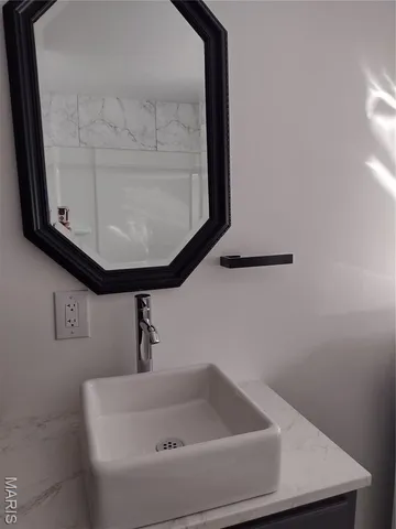 $287,000 | 12747 Highway 61, Bowling Green, MO 63334