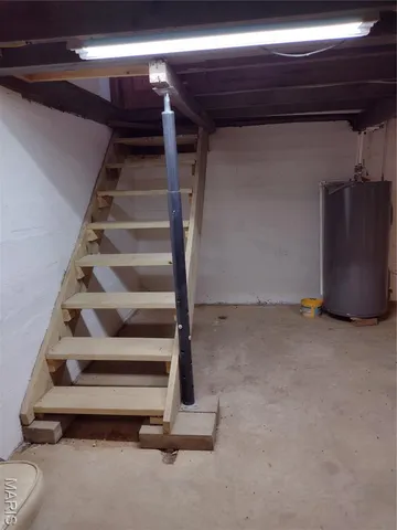 $287,000 | 12747 Highway 61, Bowling Green, MO 63334