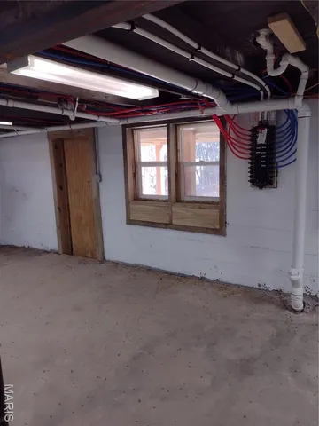 $287,000 | 12747 Highway 61, Bowling Green, MO 63334