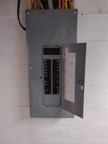 $287,000 | 12747 Highway 61, Bowling Green, MO 63334