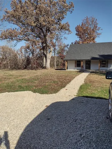 $287,000 | 12747 Highway 61, Bowling Green, MO 63334