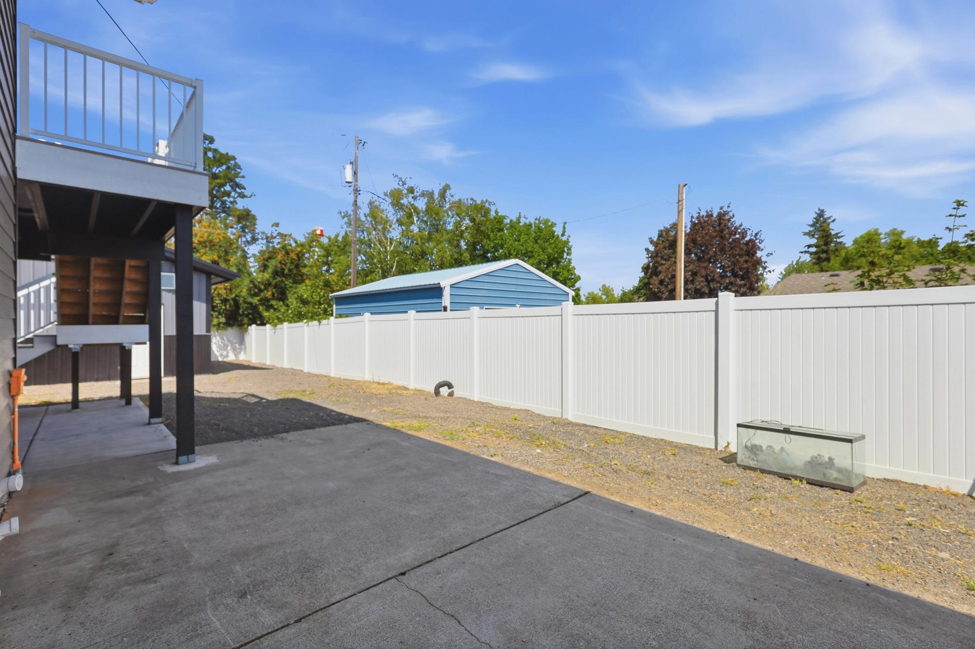 11 North Barker Road Greenacres, WA 99016 - Photo 42 of 50