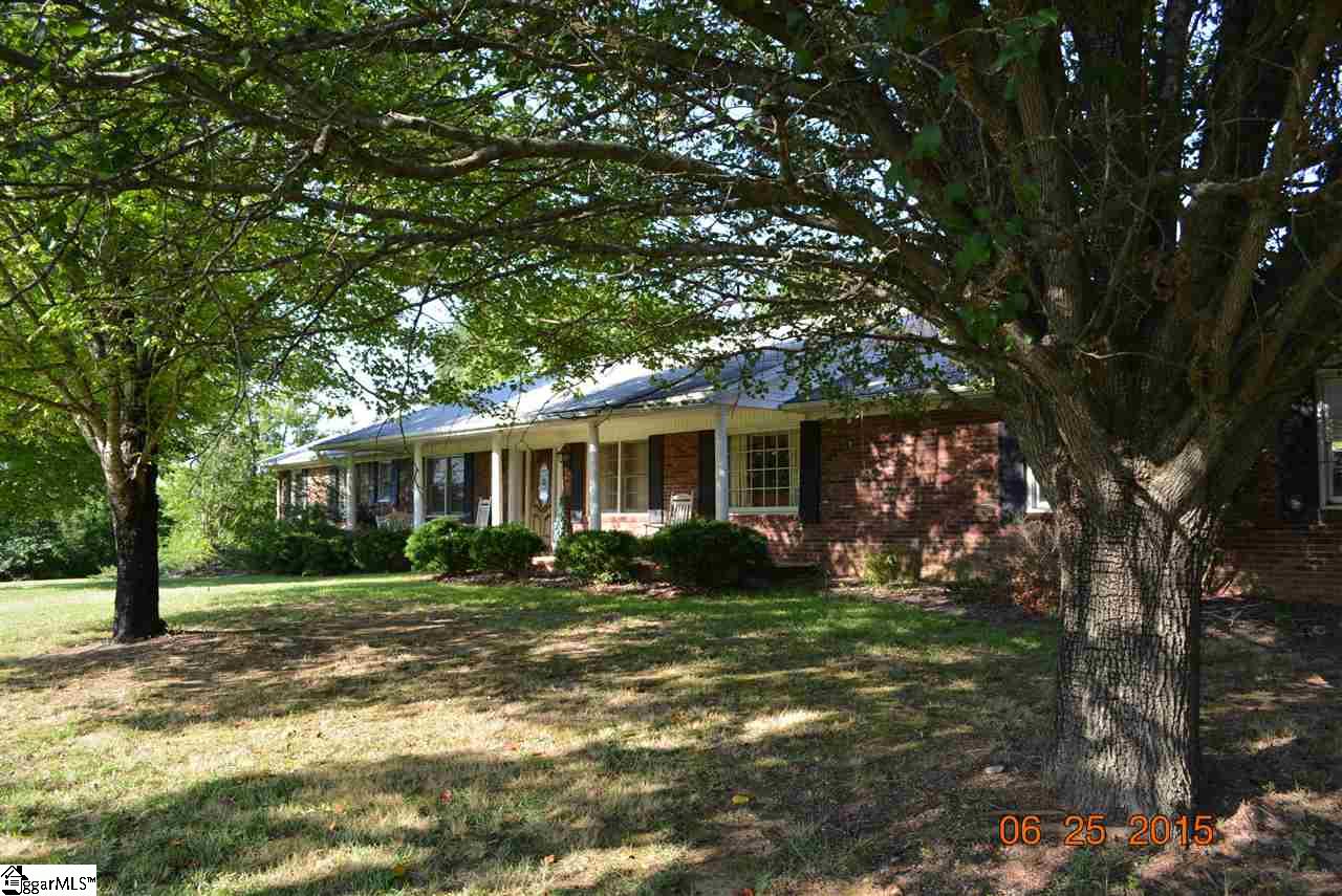1710 Georgia Road Gray Court, SC 29645 - Photo 1 of 36