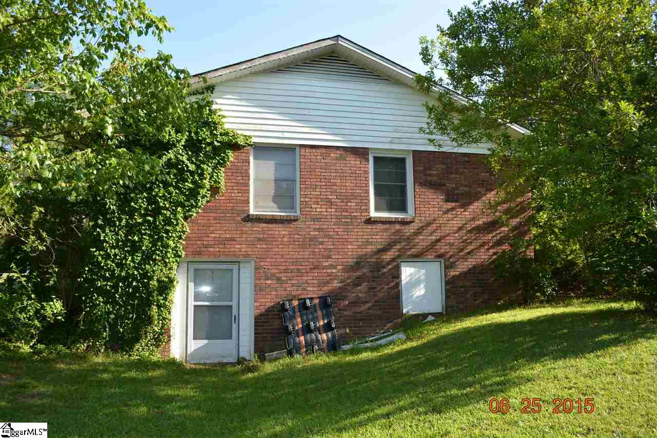 1710 Georgia Road Gray Court, SC 29645 - Photo 24 of 36