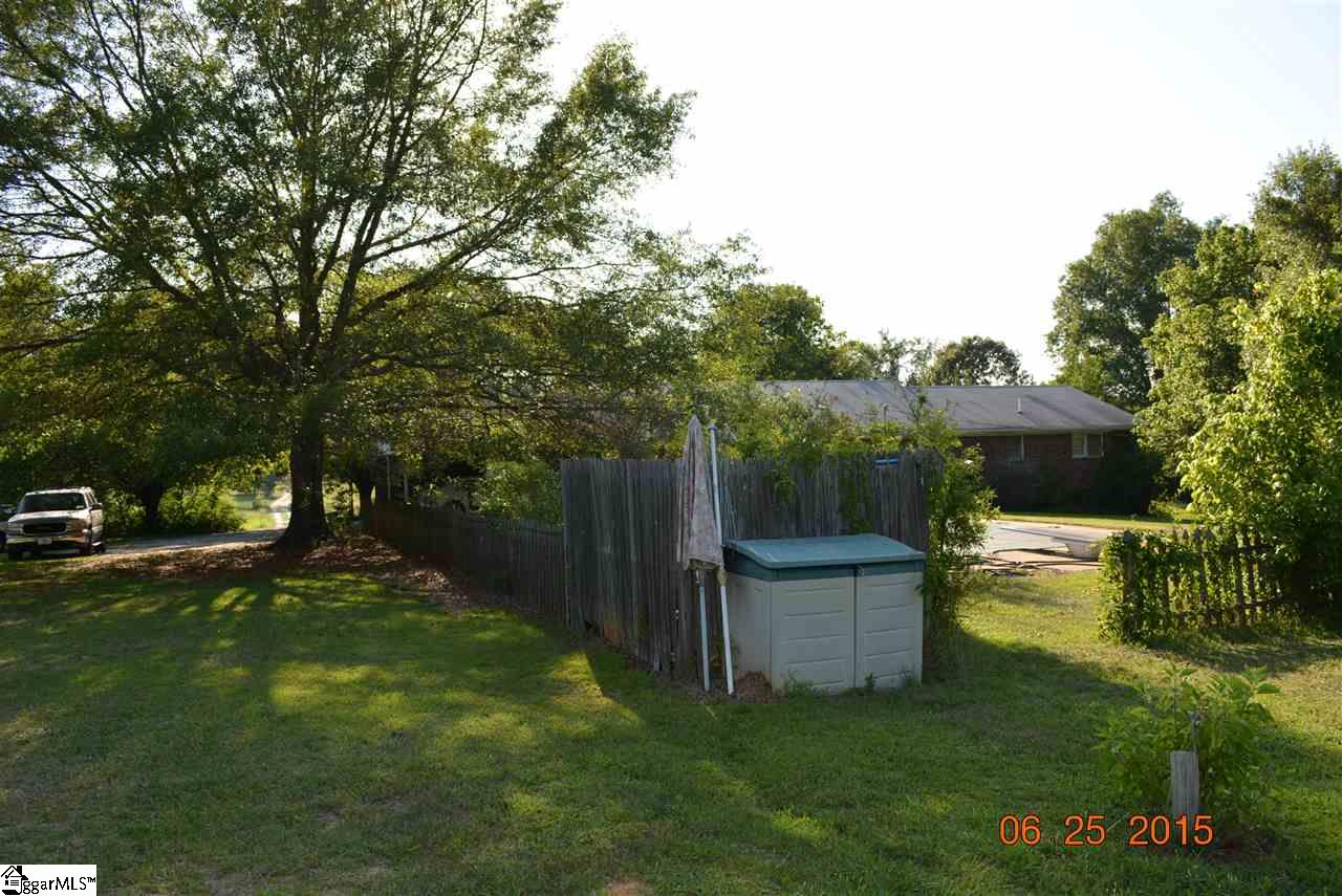 1710 Georgia Road Gray Court, SC 29645 - Photo 29 of 36