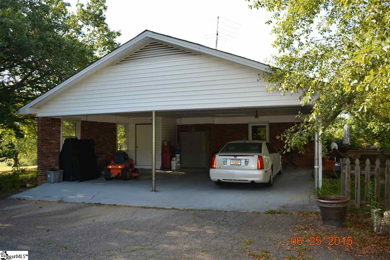 1710 Georgia Road Gray Court, SC 29645 - Photo 31 of 36