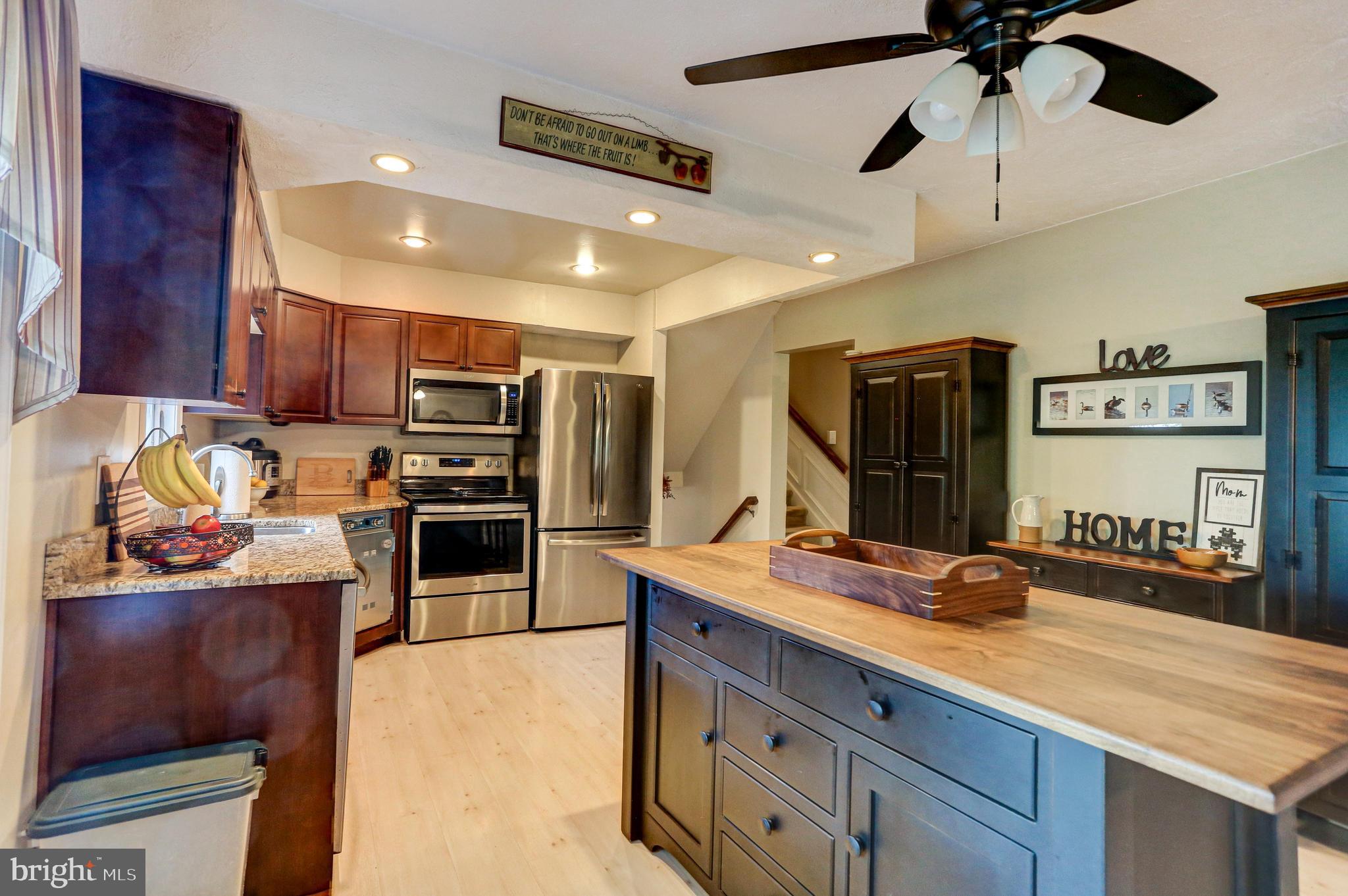 126 Cedar Hill Road Chalfont, PA 18914 - Photo 12 of 64 Kitchen