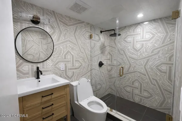 $11,000 | 20 Roslyn Drive, Oakhurst, NJ 07755