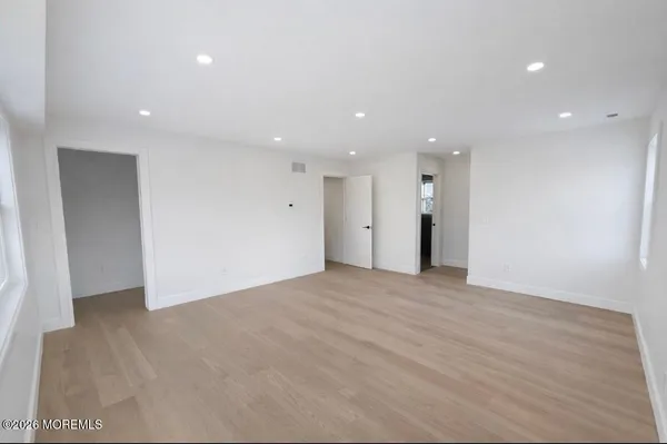 $11,000 | 20 Roslyn Drive, Oakhurst, NJ 07755