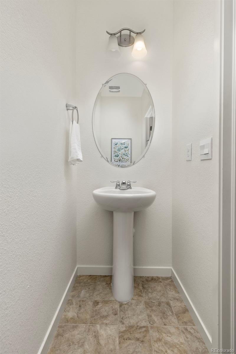 109 Racer Street Bennett, CO 80102 - Photo 10 of 35 Gallery Image 10