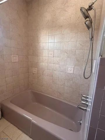 $2,250 | 31 Garbarino Avenue, Unit 2, Wanaque, NJ 07465