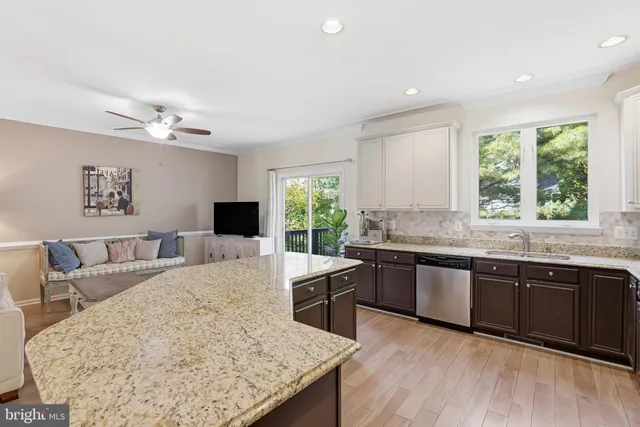 $3,200 | 47716 Bowline Terrace, Sterling, VA 20165