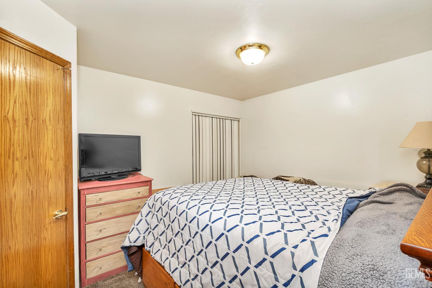 Undisclosed Address Bakersfield, CA 93313 - Photo 17 of 27