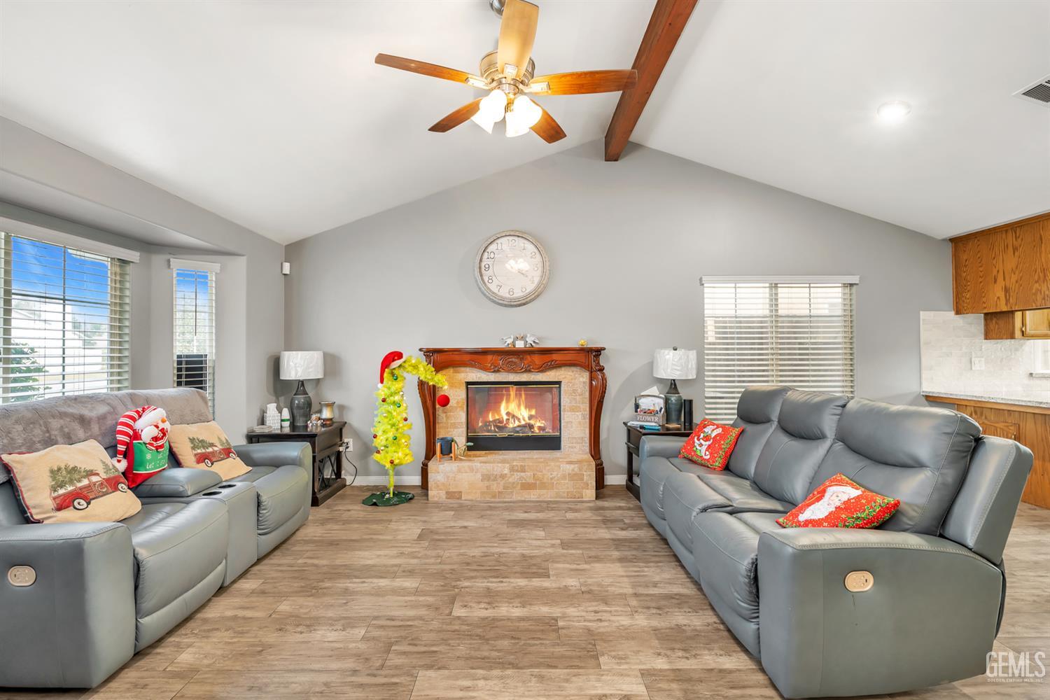 Undisclosed Address Bakersfield, CA 93313 - Photo 6 of 27