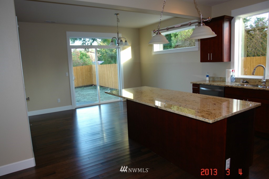 2632 Edmonds Avenue Northeast Renton, WA 98056 - Photo 8 of 15