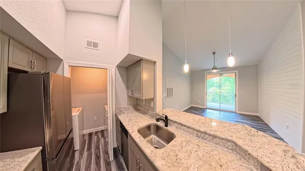 $1,950 | 4102 Central Sarasota Parkway, Unit 924, Sarasota, FL 34238