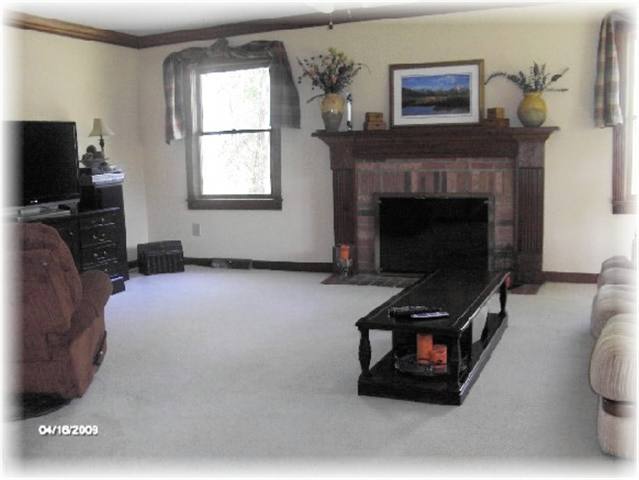 221 Burning Bush Road Mauldin, SC 29662 - Photo 5 of 25 Gallery Image 5