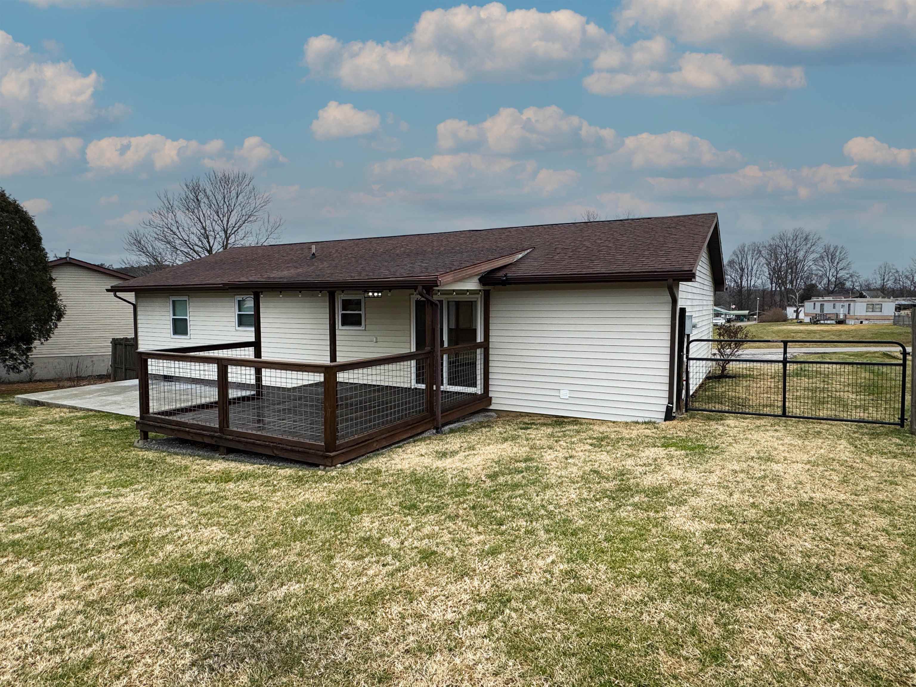 106 Elite Heights Road Hurricane, WV 25526 - Photo 30 of 32 Gallery Image 30