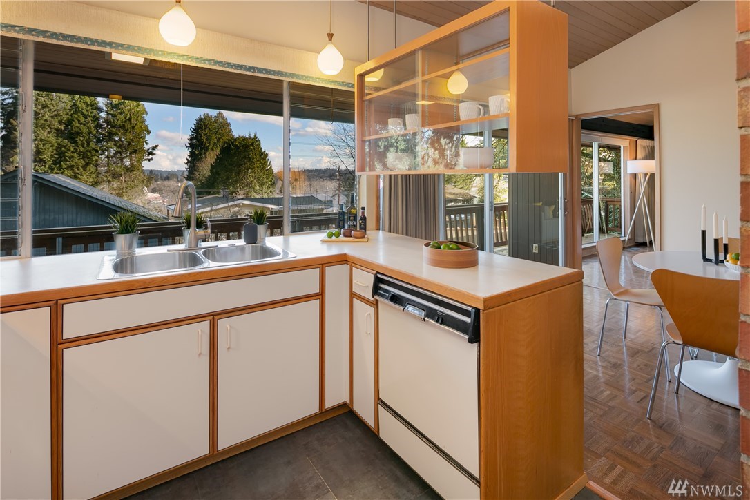 9305 Northeast 183rd Street Bothell, WA 98011 - Photo 12 of 25 Gallery Image 12
