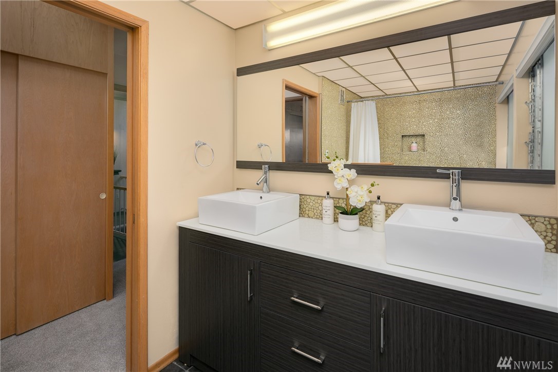 9305 Northeast 183rd Street Bothell, WA 98011 - Photo 17 of 25 Gallery Image 17