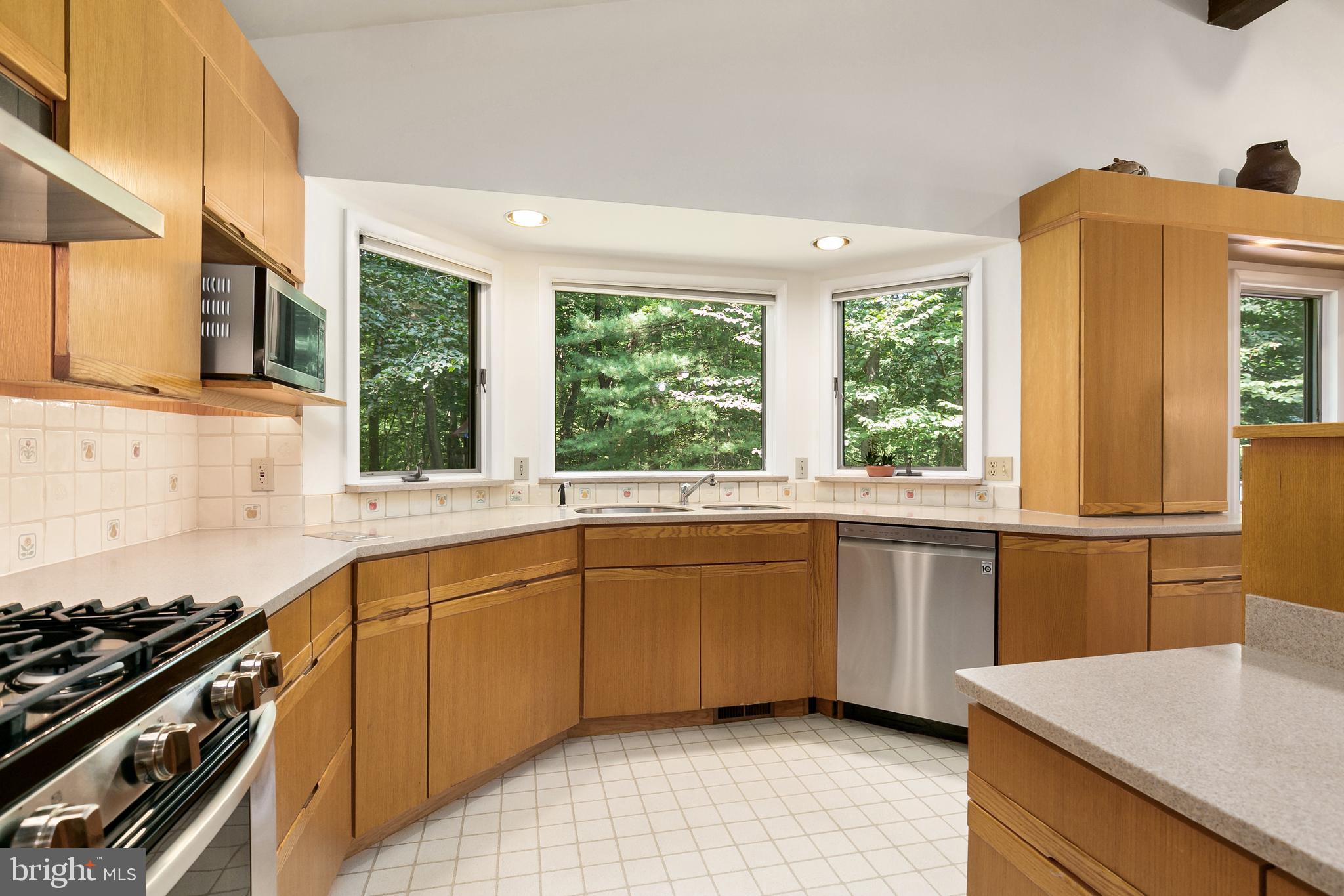 931 Cox Road Moorestown, NJ 08057 - Photo 19 of 46